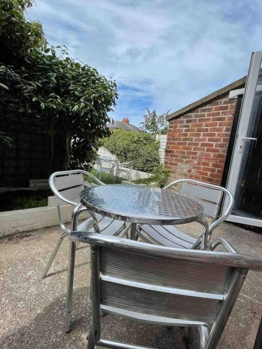 リザム・セント・アンズ 2 Bed Sleeps 6 Beach Retreat St Annes On Seaヴィラ エクステリア 写真