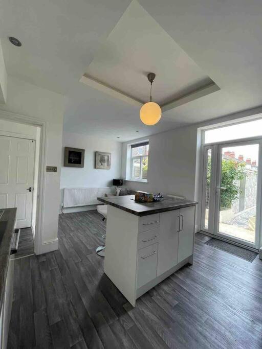 リザム・セント・アンズ 2 Bed Sleeps 6 Beach Retreat St Annes On Seaヴィラ エクステリア 写真